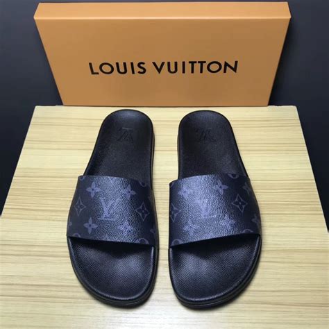 louis vuitton men's slippers.